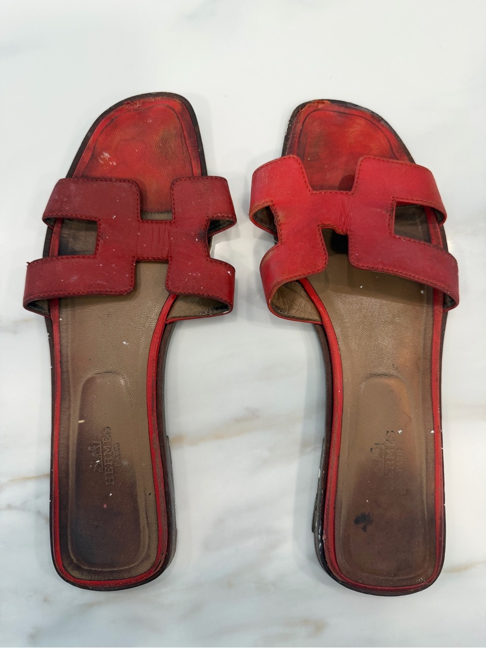 Hermes Red Leather Orans - authentic - heavily used